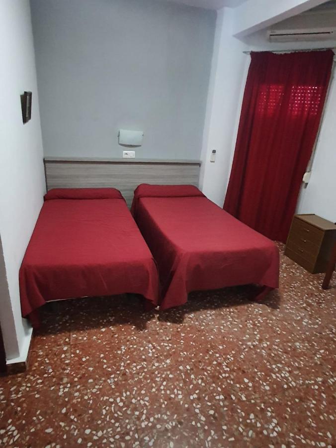 Pension Los Angeles Ла-Пуебла-де-Касалья Екстер'єр фото