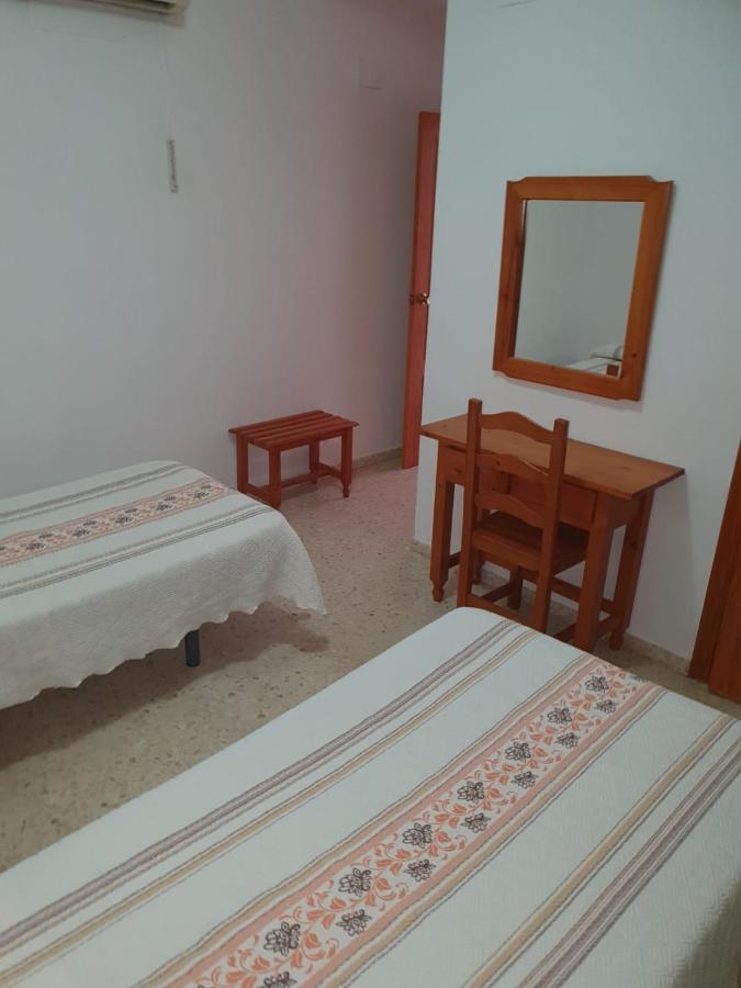 Pension Los Angeles Ла-Пуебла-де-Касалья Екстер'єр фото