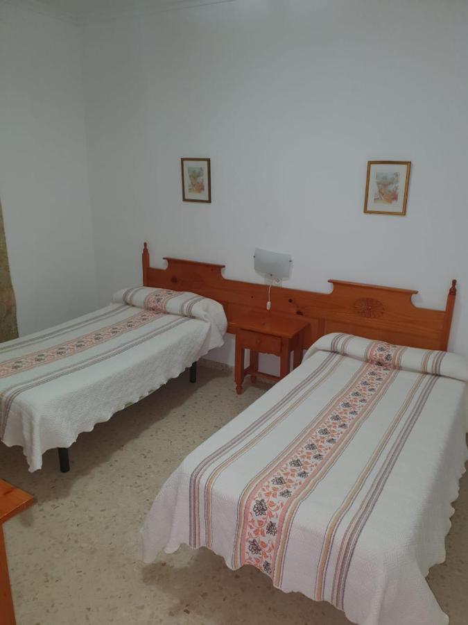 Pension Los Angeles Ла-Пуебла-де-Касалья Екстер'єр фото